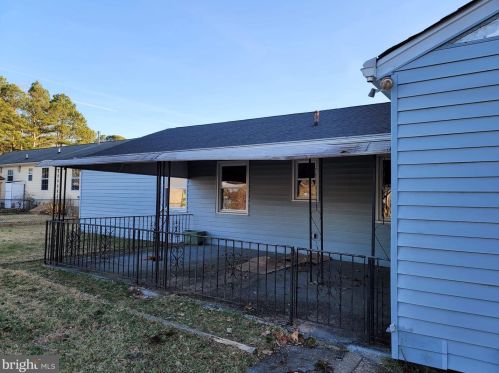 25 Chippewa Trl, Browns Mills NJ 08015-6458 exterior