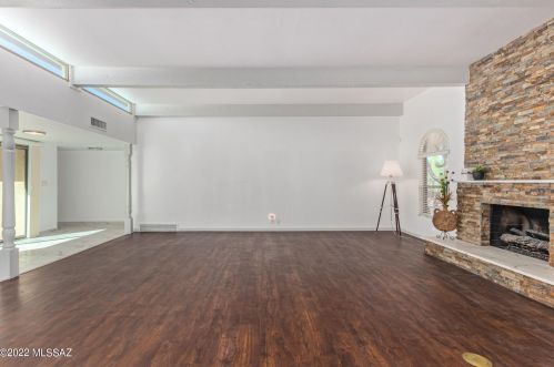 7204 Camino Vecino, Tucson AZ 85715-3418 exterior