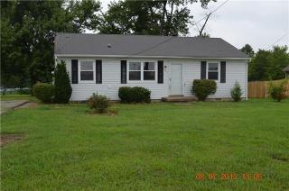 305 Needmore Ct, Clarksville, TN 37040-1618