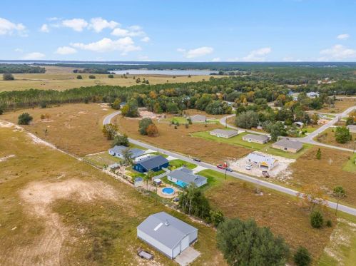294 Malauka Loop, Ocklawaha FL  32179-6421 exterior