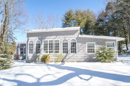 135 Marvin Ridge Rd, New Canaan, CT 06840-6906