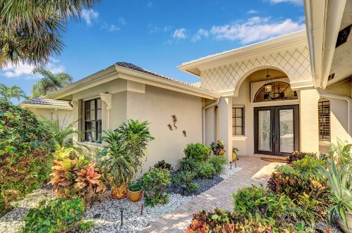 7723 Via Grande, Boynton Beach FL  33437-7516 exterior