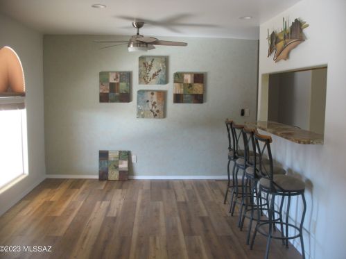 5653 Circle Z St, Tucson, AZ 85713-4416