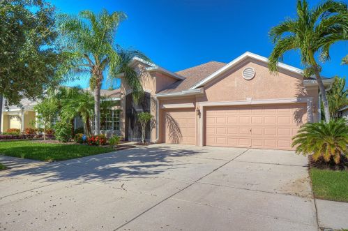 1844 Mira Lago Cir, Ruskin, FL 33570-3206