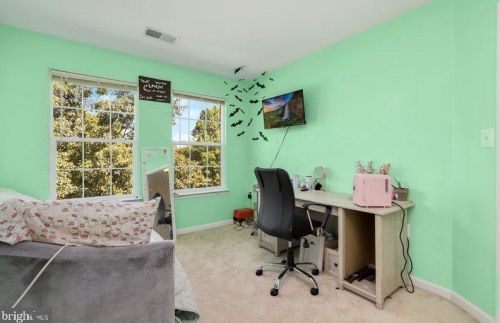 117 Alpine Dr, Leesburg VA  20175-6126 exterior