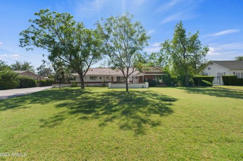 7540 59th Ave, Glendale, AZ 85301-7837