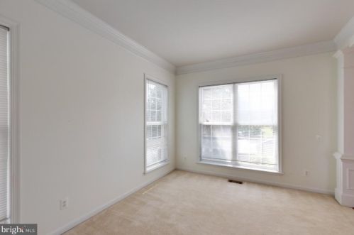 8987 Birch Bay Cir, Lorton VA  22079-5660 exterior