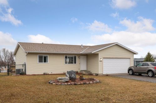 5541 Starling Dr, Monticello, MN 55362-2973