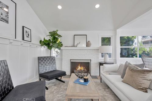 307 Fernando St, Newport Beach CA  92661-1236 exterior