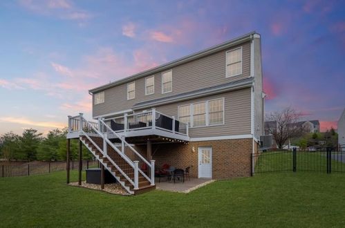 5818 Longview Cir, Bridgeville, PA 15017-1277