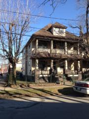 2585 10th St, Cleveland OH  44113-4464 exterior