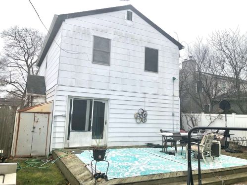 727 Myrtle Ave, West Islip NY  11795-3719 exterior