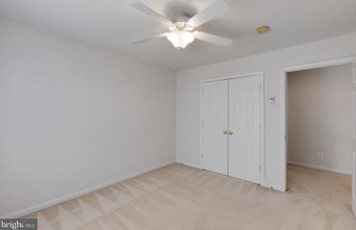 8987 Birch Bay Cir, Lorton VA  22079-5660 exterior
