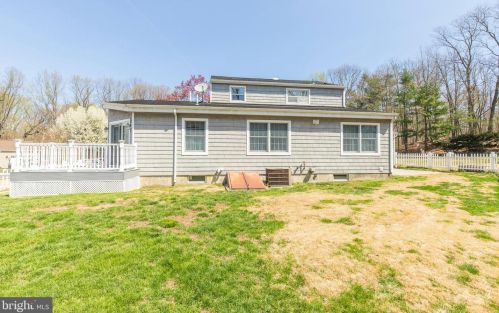 19 Lee Ann Dr, Blenheim NJ  08012-5353 exterior