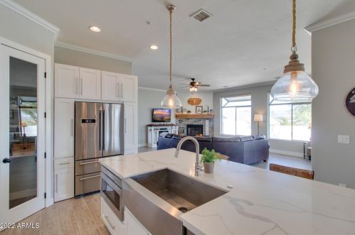 34212 10 St, Phoenix AZ 85085-9216 exterior