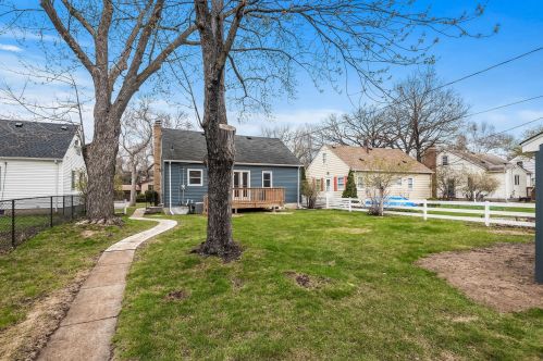 5637 Washburn Ave, Minneapolis MN  55410-2634 exterior