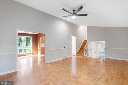 7780 Green Valley Rd, Wyncote, PA 19095-2305