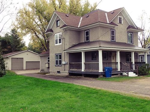 603 7th St, Cameron, WI 54822-9572