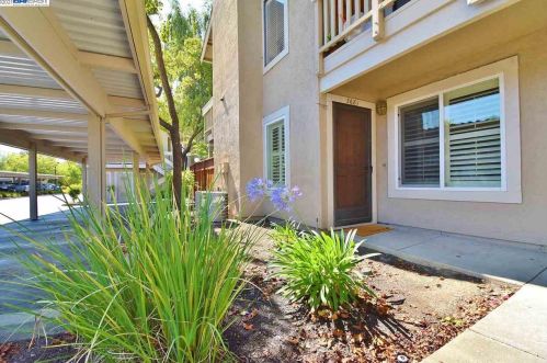 3681 Crow Canyon Rd, San Ramon, CA 94582-1455