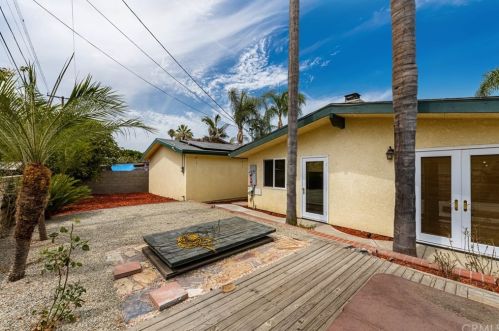 818 South St, Anaheim CA  92805-4415 exterior