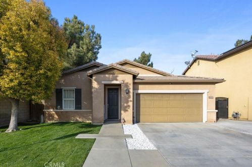 5620 Park Ridge Ct, Bakersfield, CA 93313-5669