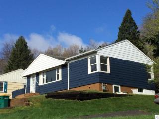 1023 Arrowhead Rd, Duluth MN  55811-2212 exterior