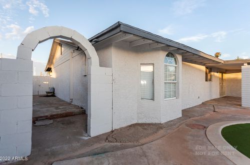 3044 39th Ave, Phoenix AZ 85029-3117 exterior