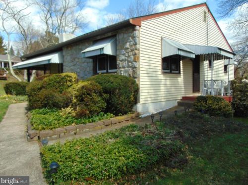 1186 Laurelwood Rd, Pottstown, PA 19465-7422