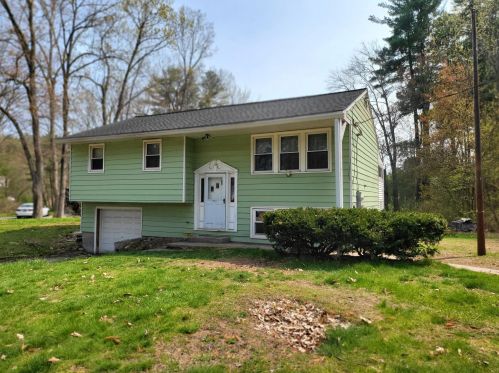 9 Gamache Rd, Derry, NH 03038-4390