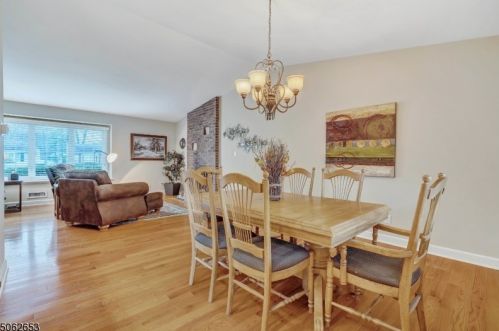110 Glenwood Rd, Cranford NJ  07016-1920 exterior