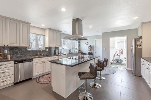 5930 Filbert Ave, Citrus Heights CA  95662-4716 exterior