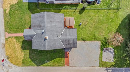 10 Liberty St, Grays Landing, PA 15461-1714