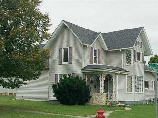419 High St, Hicksville, OH 43526-1218