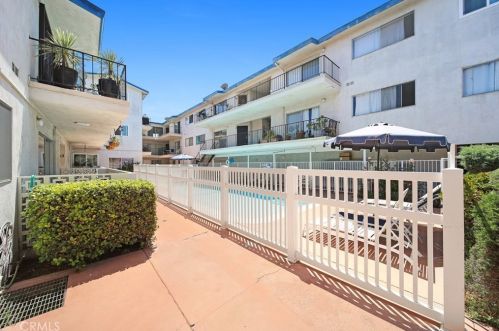 15549 Budlong Pl, Gardena CA  90247-4018 exterior