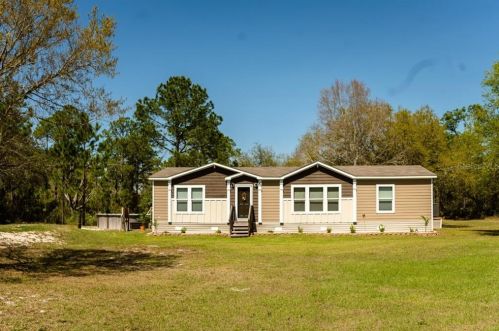 6751 112th Ct, Cedar Key, FL 32625-2526