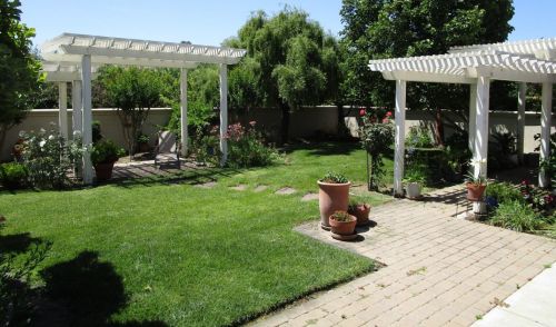 935 Union Rd, Hollister CA  95023-9117 exterior