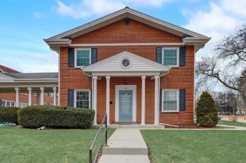 3107 122nd St, Milwaukee WI 53227-3869 exterior