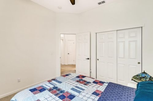 9247 Brown Rd, Elk Grove CA  95624-3917 exterior