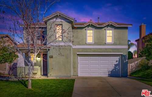 27076 Mountain Willow Ln, Santa Clarita, CA 91387-3991