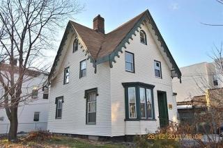 97 Maple St, Jersey City, NJ 07304-4042