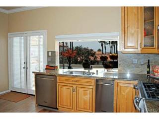 48 Tennis Villas Dr, Dana Point CA  92629-4139 exterior