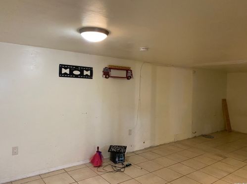 57 22nd St, Wheatley Heights NY  11798-2101 exterior