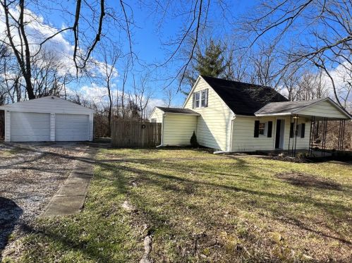 2633 Gaylord Ave, Mount Olive, OH 45106-8540