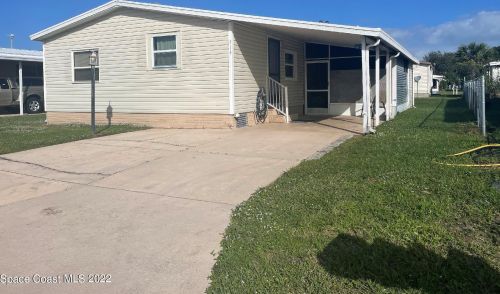 514 Puffin Dr, Sebastian, FL 32976-7805