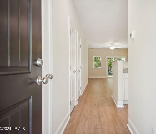 230 Admiration Ave, Beaufort, SC 29906-2400