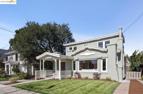 1206 Hollywood Ave, Oakland, CA 94602-1426