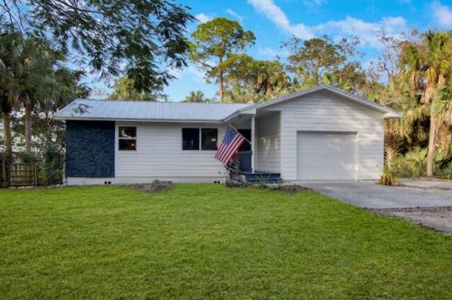 8397 159th Ct, West Palm Beach, FL 33418-1833
