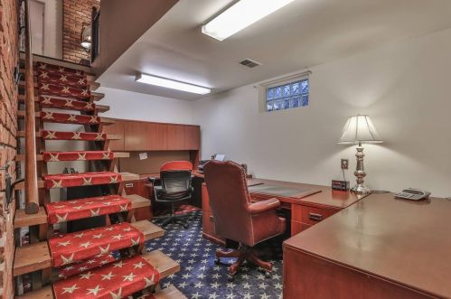 502 Compton Rd, Cincinnati OH 45215-4157 exterior