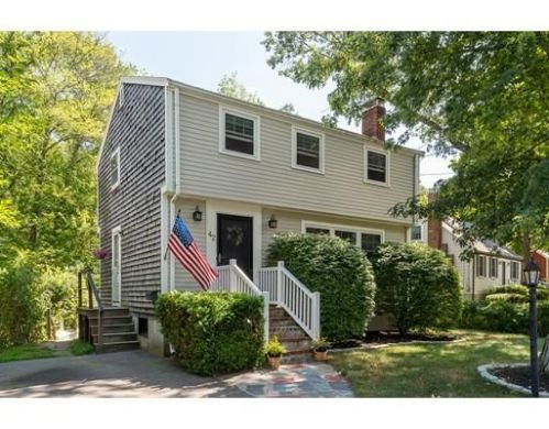 42 Southern Ave, Weymouth, MA 02188-1806