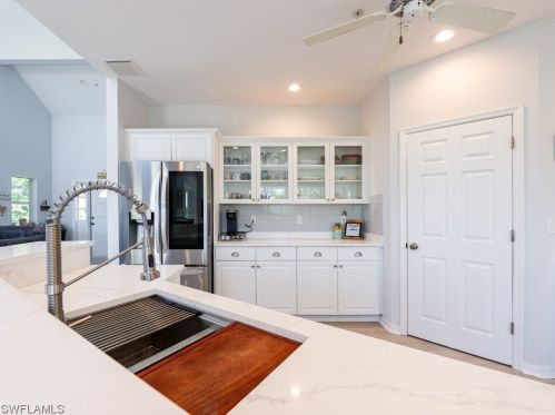 5298 Umbrella Pool Rd, Sanibel FL  33957-2407 exterior